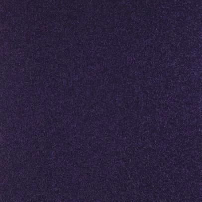 895